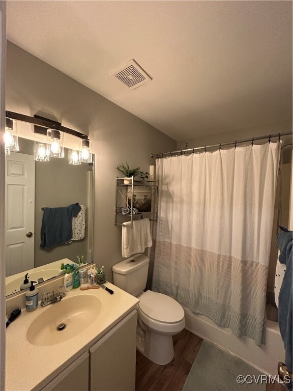 Building Photo - 7551 Beauchamp Ct