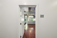 Building Photo - 1001 Belleview St