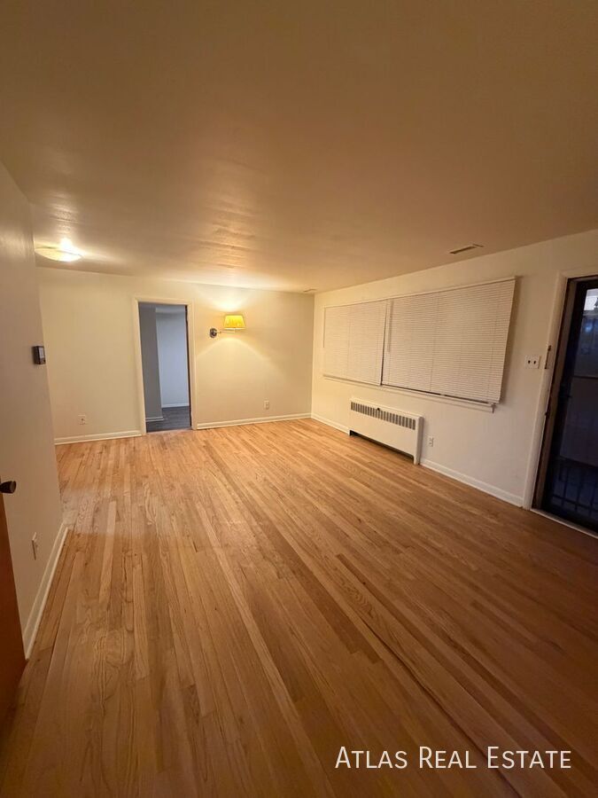 Building Photo - 5110 S Pearl St