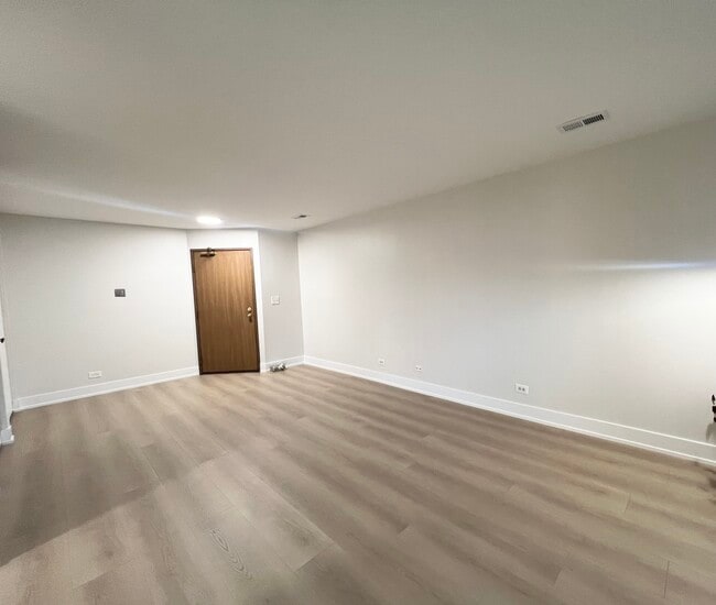 Building Photo - 66 Gant Cir