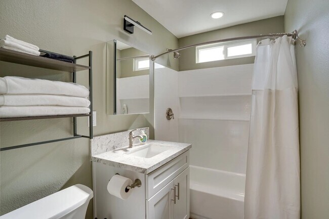 Building Photo - 3901 W Compton Ave