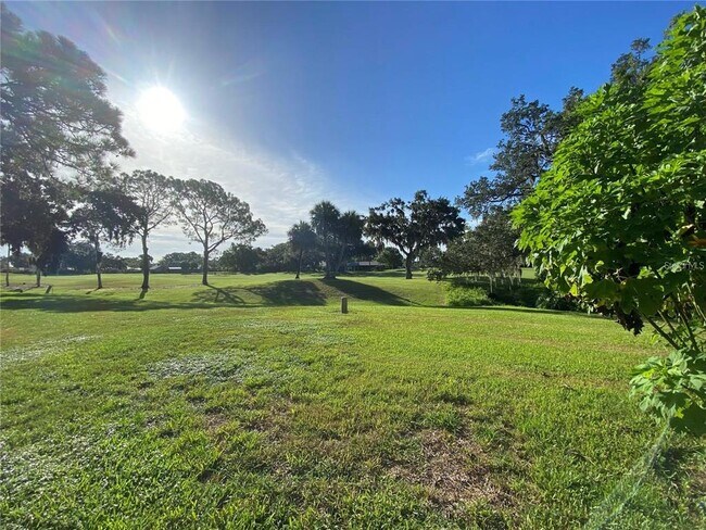 Building Photo - 3625 Longmeadow