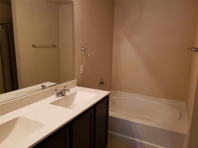 Building Photo - 421 Haddington St