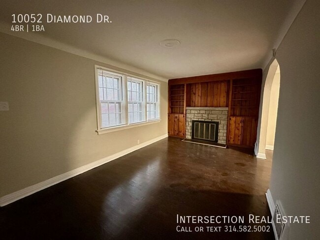 Building Photo - 10052 Diamond Dr