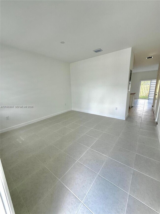 Building Photo - 26865 SW 121st Ave