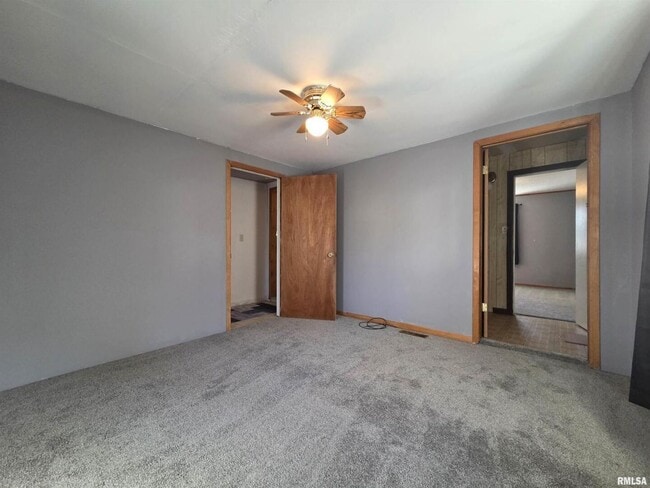 Building Photo - 1216 9th Ave S