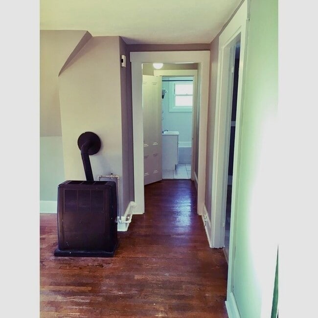 Building Photo - 7 Oaklawn St