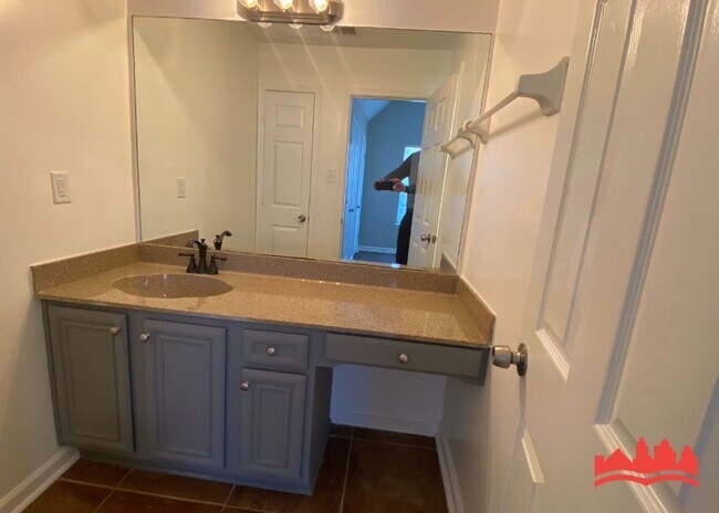 Building Photo - 4355 Annie Mae Cove