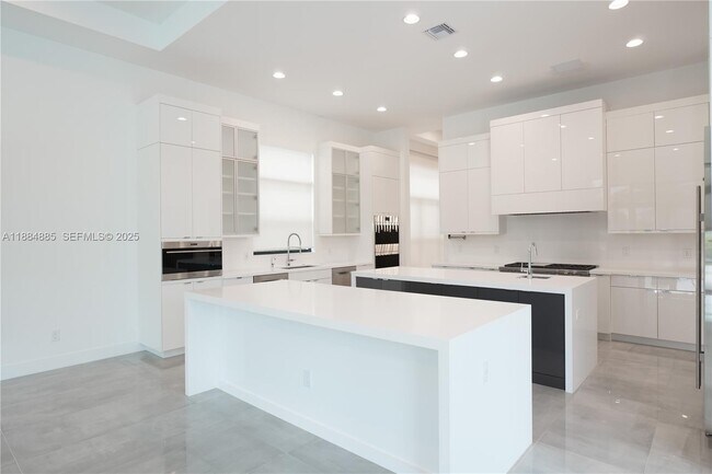 Building Photo - 17241 Carretto Ct