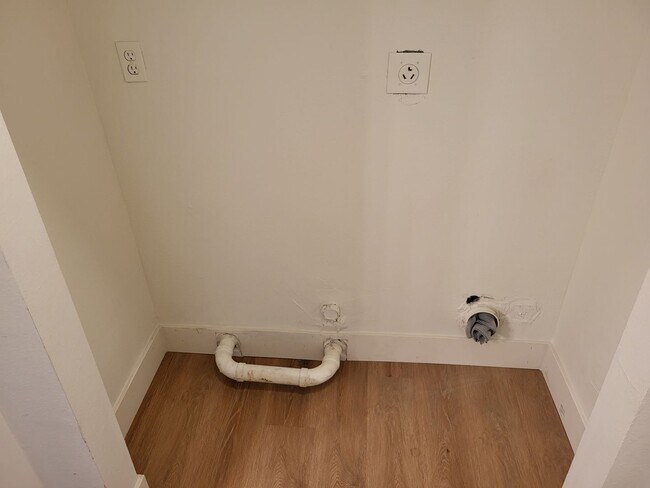 Building Photo - 3351 E Andy St