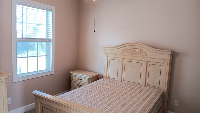 Building Photo - Furnished 2 Bedroom, 2 Bath Condo in Little River! Community Pool