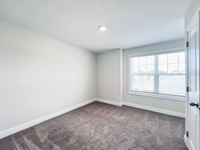 Building Photo - 5220 Stream Stone Way