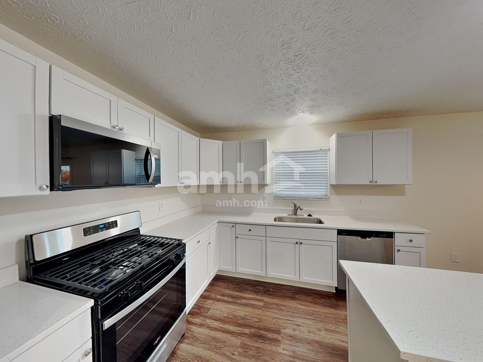 Building Photo - 912 Wallace Dr