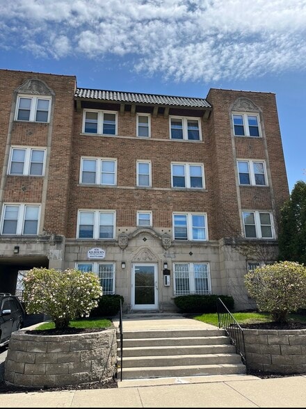 Primary Photo - Kilbourn Apartments