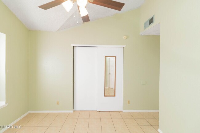 Building Photo - 12056 Bellows Ct