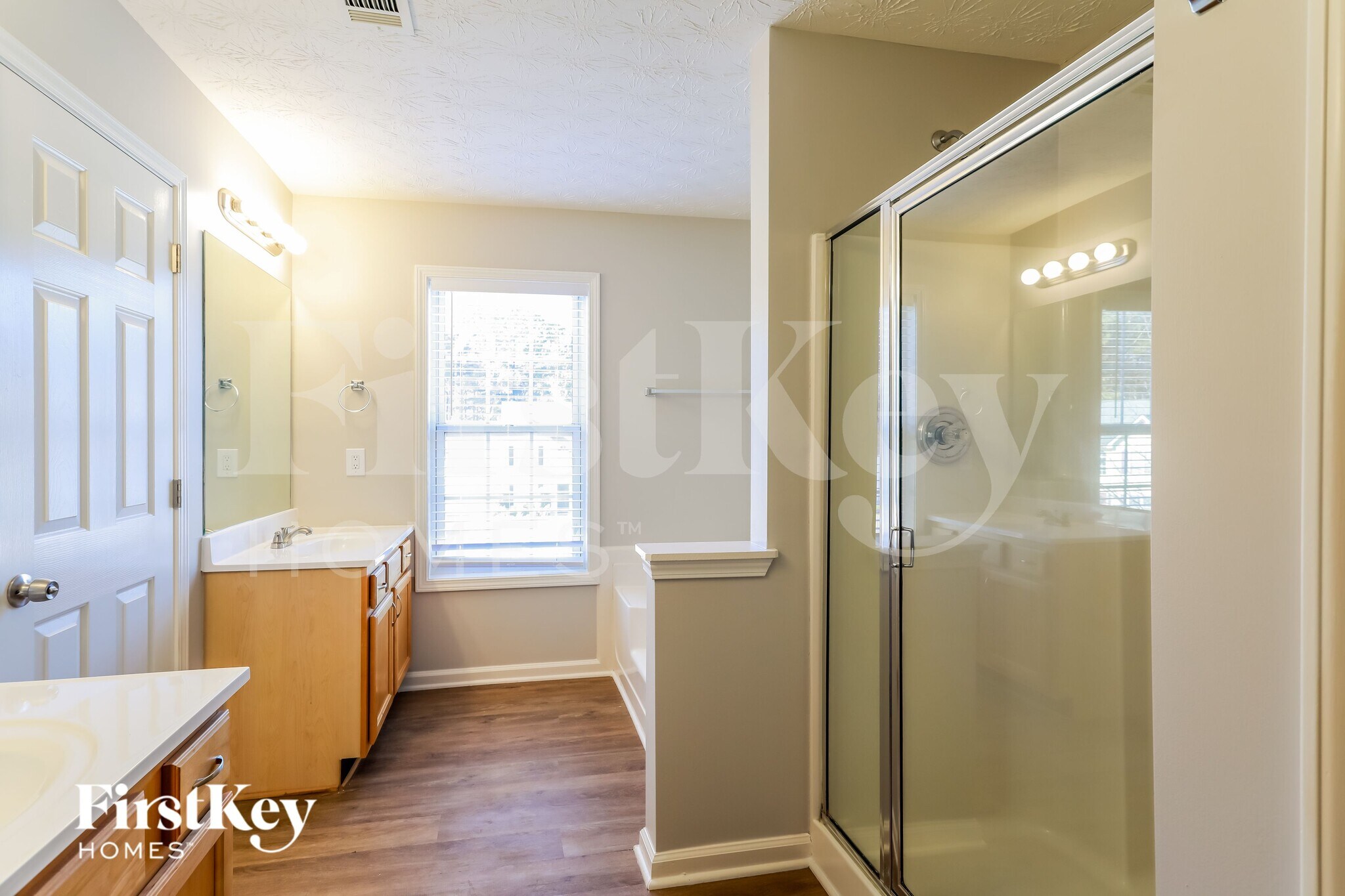 Building Photo - 1175 Grace Dr