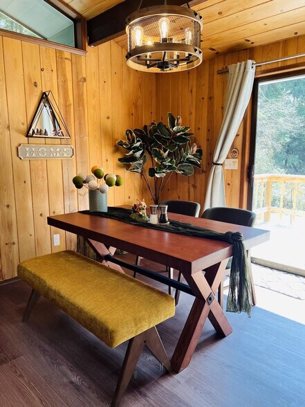 Building Photo - 26928 WA-525