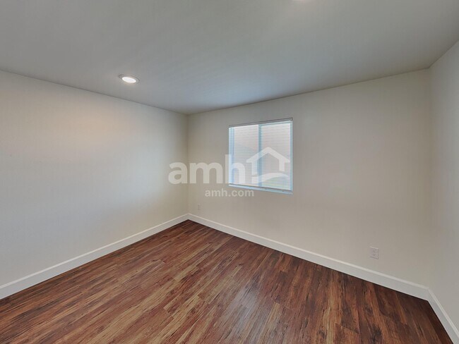 Building Photo - 83 Miners Reserve Ln
