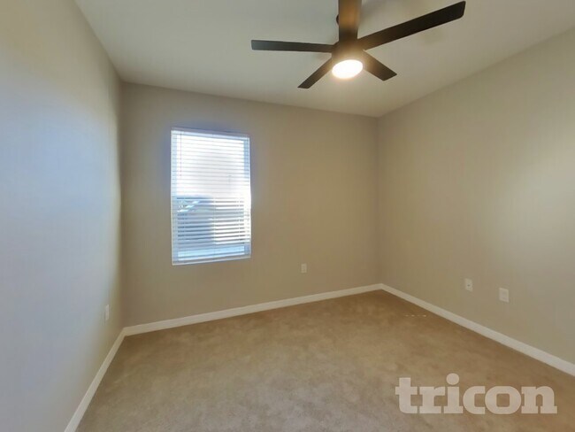 Building Photo - 316 Harbour Wy