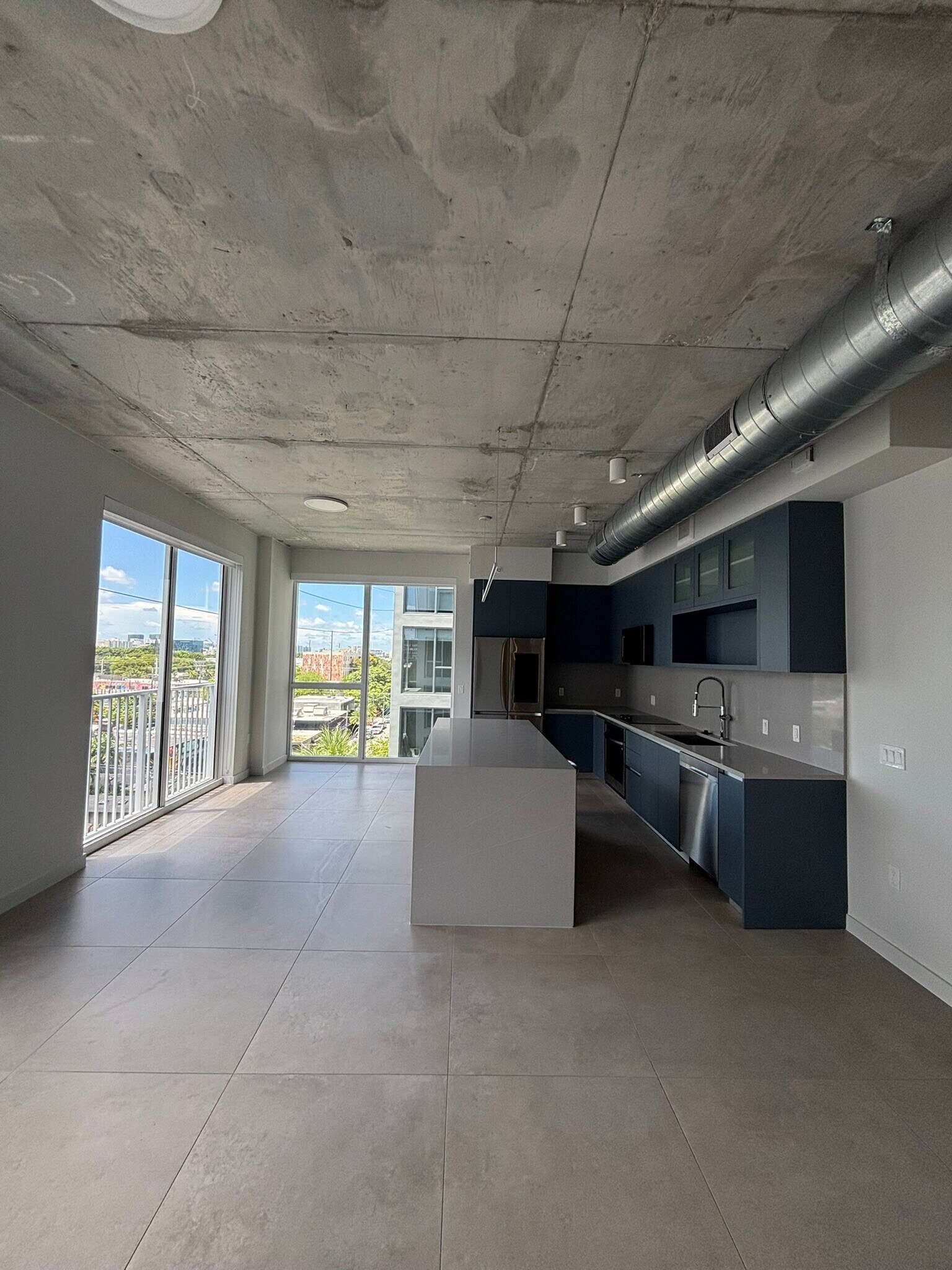 Building Photo - 113 NW 24th St