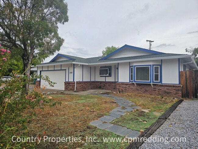 Building Photo - Spacious 3-Bedroom House with Gated Pool in Panorama Heights Coming Available Soon!