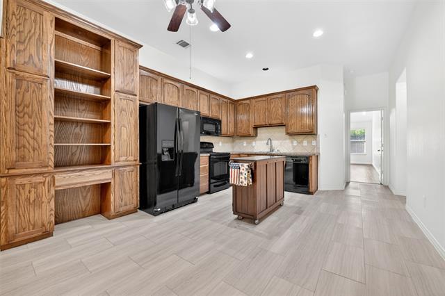 Building Photo - 2153 Colby Ln