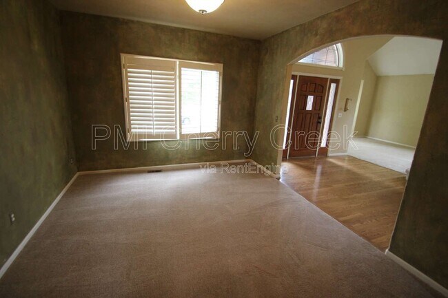 Building Photo - 7489 Bur Oak Pl