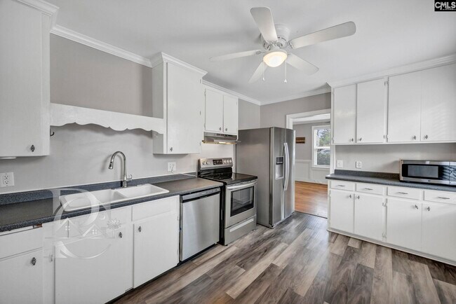 Building Photo - 711 S Prospect St