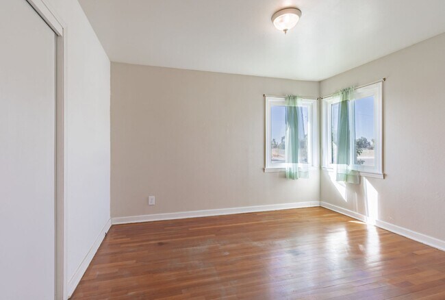 Building Photo - Charming 2 Bed / 2 Bath Home with Trailer Parking – Sanger, CA