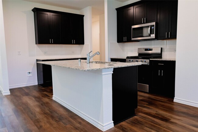 Building Photo - 15510 Olive Ter Trl
