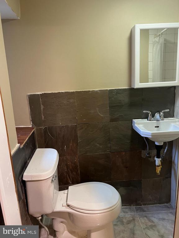 Building Photo - 3340 Cottman Ave