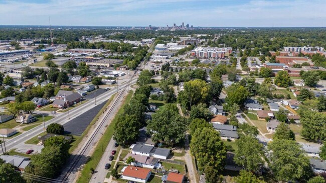 Building Photo - 4109 Weaver Ave