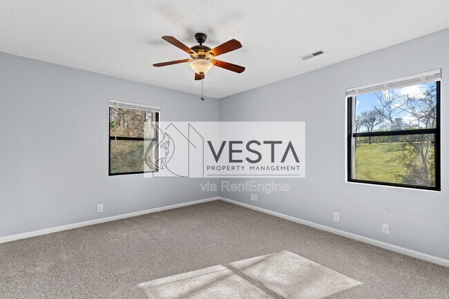 Building Photo - 110 Heywood Rd