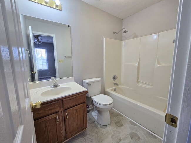 Building Photo - 308 Cunningham Ln