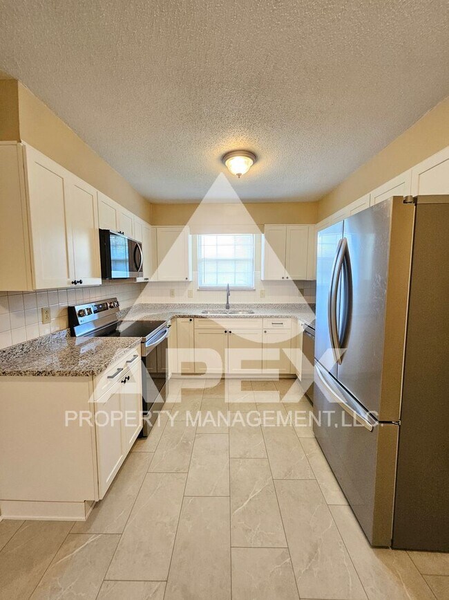 Building Photo - 7324 Deane Hill Dr