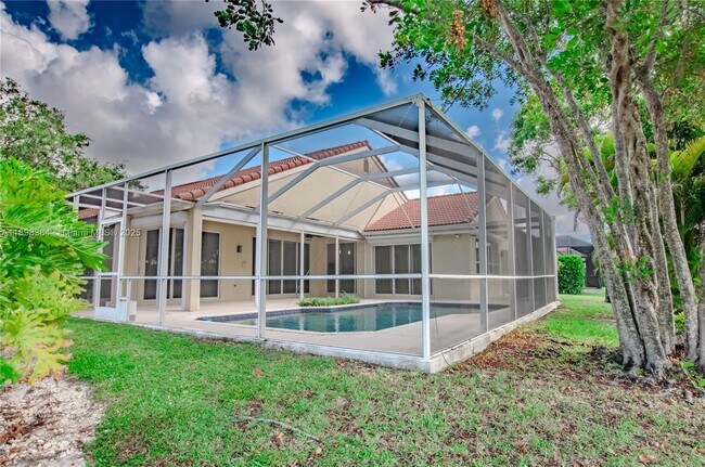 Building Photo - 7440 NW 65th Ln
