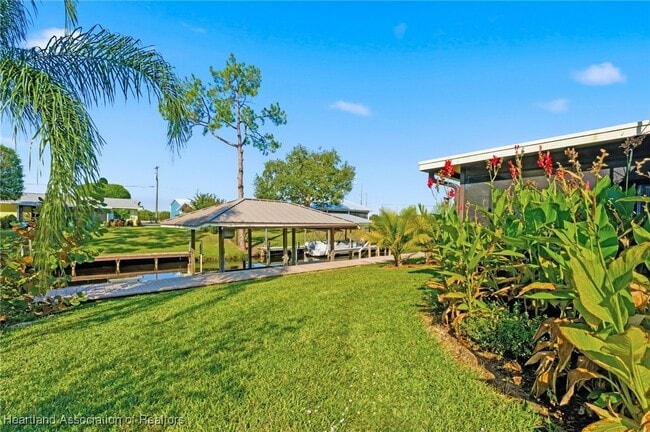 Building Photo - 105 Fern Ct