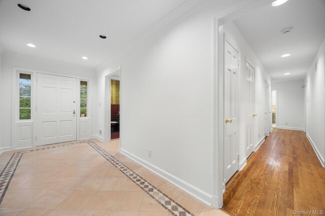 Building Photo - 98 Brookby Rd