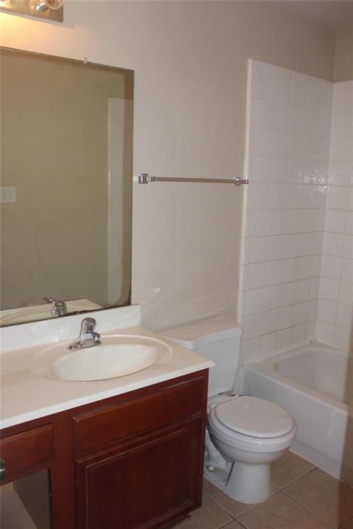 Building Photo - 8307 Cove Timbers Ln