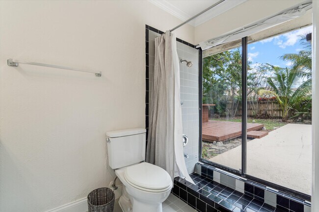 Building Photo - 1394 Gallinule Cir