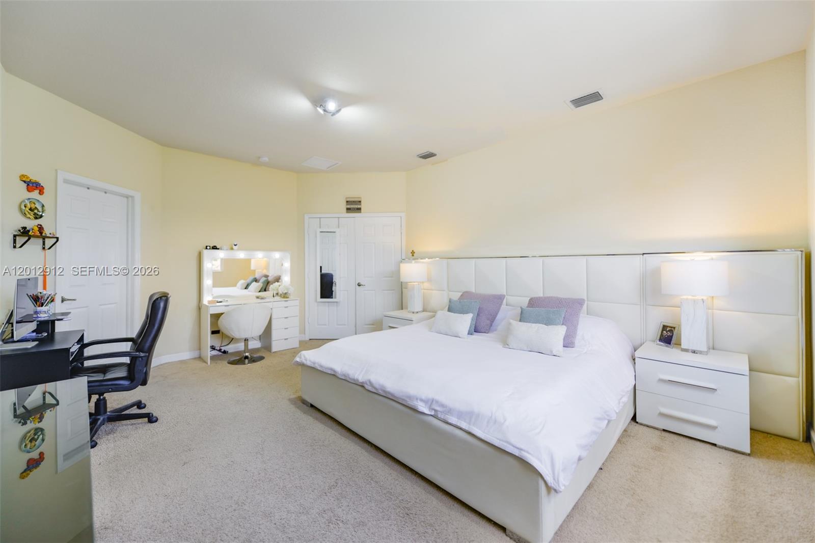 Building Photo - 9101 SW 169th Pl