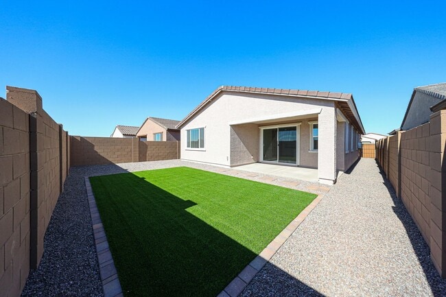 Building Photo - Recently Build 4-Bedroom Home in Goodyear with Upgrades & Resort-Style Amenities