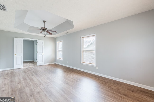 Building Photo - 3290 Cooper Woods Dr