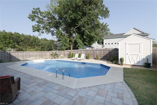 Building Photo - 3932 Stumpy Lake Ln