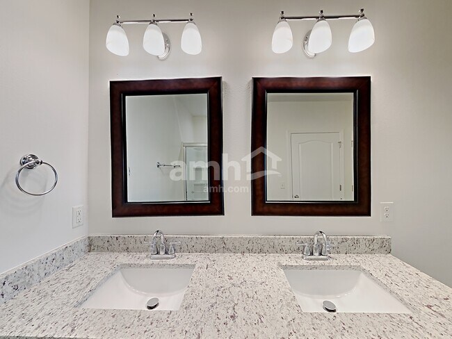 Building Photo - 3223 Magnolia Meadows Dr