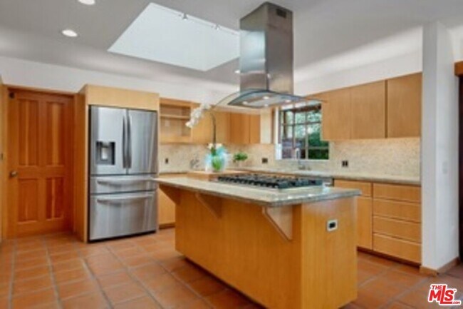 Building Photo - 5942 Paseo Cyn Dr