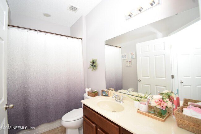 Building Photo - 3055 Covenant Cove Dr