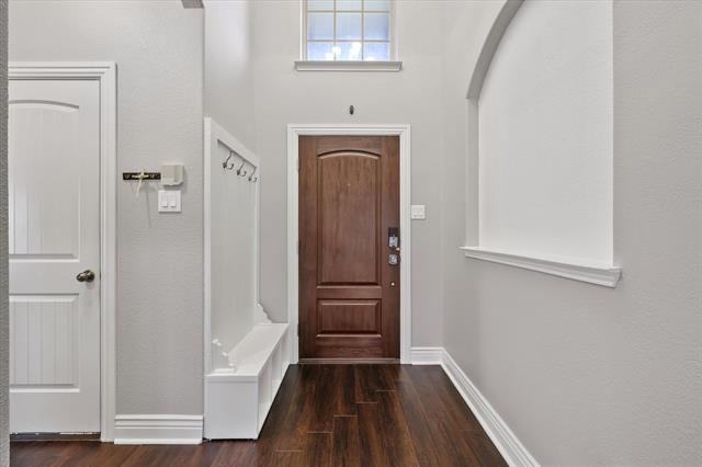 Building Photo - 8217 Black Hills Trail