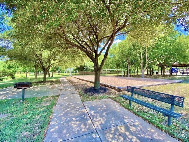 Building Photo - 1825 Bonham Ln