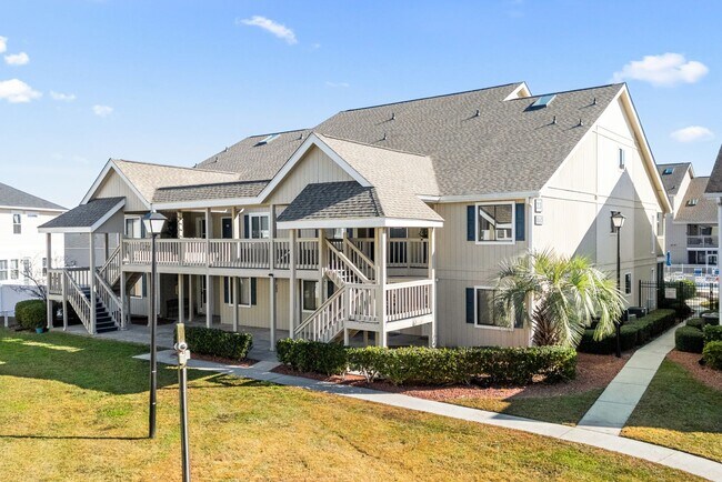 Building Photo - ***Free Utilities ** Seasonal Rental Avail...